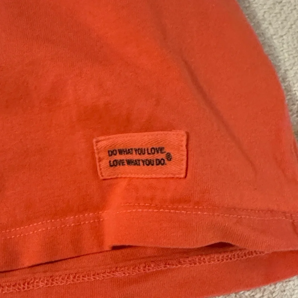 Life Is Good XXXL Crusher Tee in Bright Coral - Picture 4 of 7